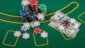 Leaderboard turnamen pangeran slot menampilkan peringkat peserta dengan skor, perubahan posisi, dan status hadiah